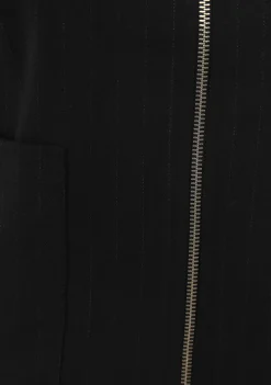 Blazers & Jasjes><noscript><img width=