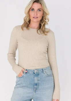 Truien><noscript><img width=