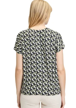 Shirts><noscript><img width=