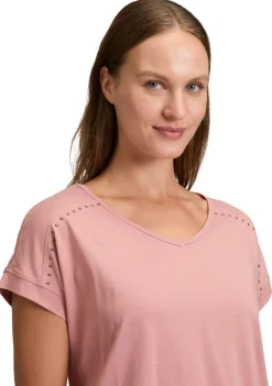 Shirts><noscript><img width=