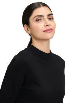 Truien><noscript><img width=