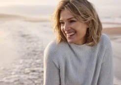 Truien><noscript><img width=