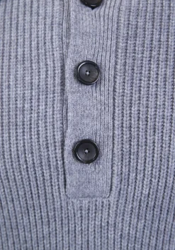 Polo's><noscript><img width=