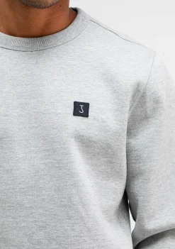 Truien><noscript><img width=