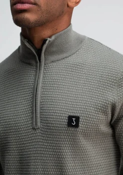 Truien><noscript><img width=