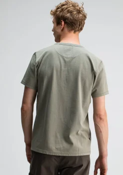 T-Shirts><noscript><img width=