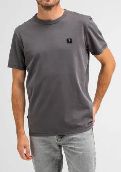 T-Shirts><noscript><img width=