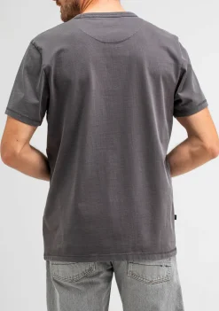 T-Shirts><noscript><img width=