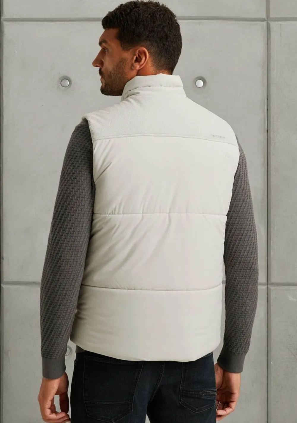 Jassen|Bodywarmers>CAST IRON BODYWARMER Beige