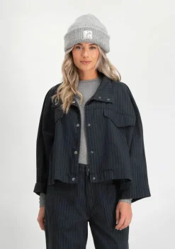 Blazers & Jasjes><noscript><img width=