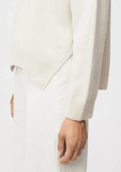 Truien><noscript><img width=