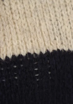 Truien><noscript><img width=