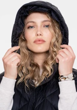 Jassen><noscript><img width=