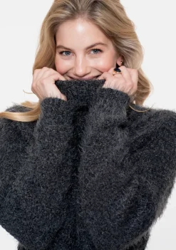 Truien><noscript><img width=