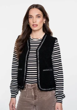 Shirts><noscript><img width=