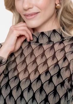 Shirts><noscript><img width=