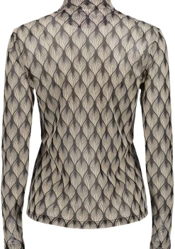 Shirts><noscript><img width=