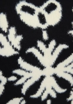 Truien><noscript><img width=