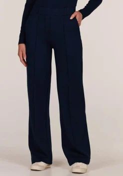 Broeken><noscript><img width=