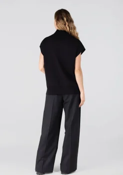 Truien><noscript><img width=