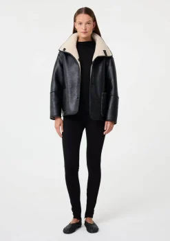 Blazers & Jasjes><noscript><img width=