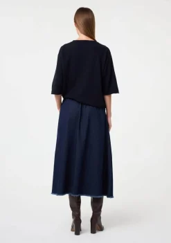 Truien><noscript><img width=