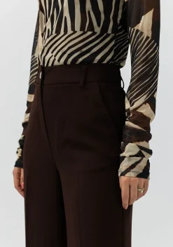 Broeken><noscript><img width=