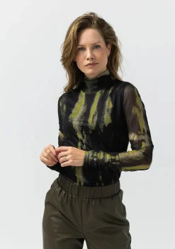 Shirts><noscript><img width=