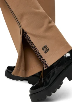 Broeken><noscript><img width=