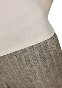 Shirts><noscript><img width=