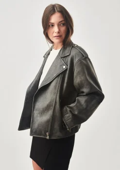 Blazers & Jasjes|Jassen><noscript><img width=