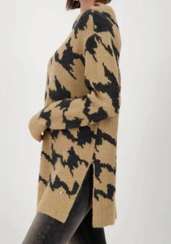 Truien><noscript><img width=