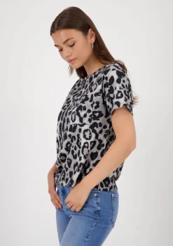 Shirts><noscript><img width=