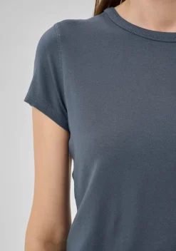 Shirts><noscript><img width=