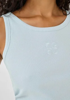 Shirts><noscript><img width=