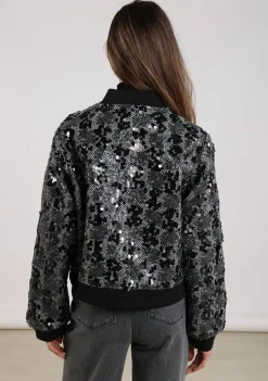 Blazers & Jasjes><noscript><img width=