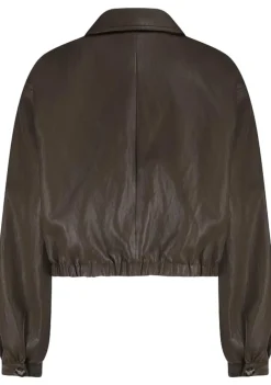 Blazers & Jasjes><noscript><img width=