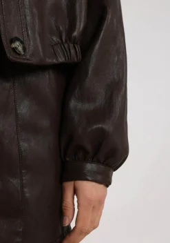 Blazers & Jasjes><noscript><img width=