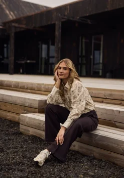 Broeken><noscript><img width=