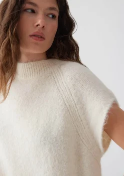 Truien><noscript><img width=