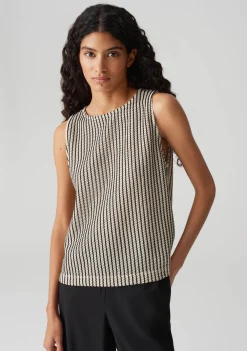 Shirts><noscript><img width=