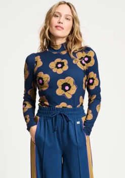 Shirts><noscript><img width=