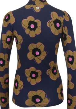 Shirts><noscript><img width=