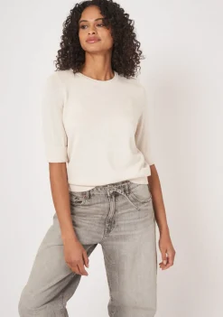 Truien><noscript><img width=