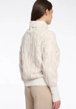 Truien><noscript><img width=