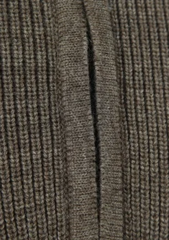 Truien><noscript><img width=