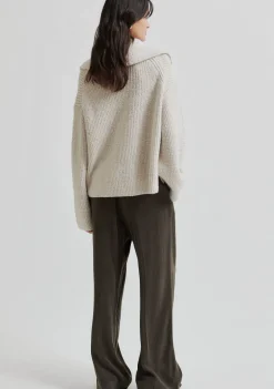 Truien><noscript><img width=