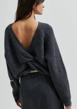 Truien><noscript><img width=