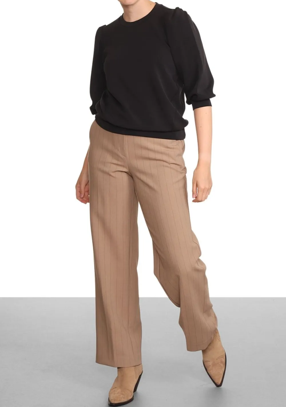 Truien>SELECTED FEMME TRUI KORTE MOUW