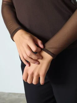 Shirts><noscript><img width=